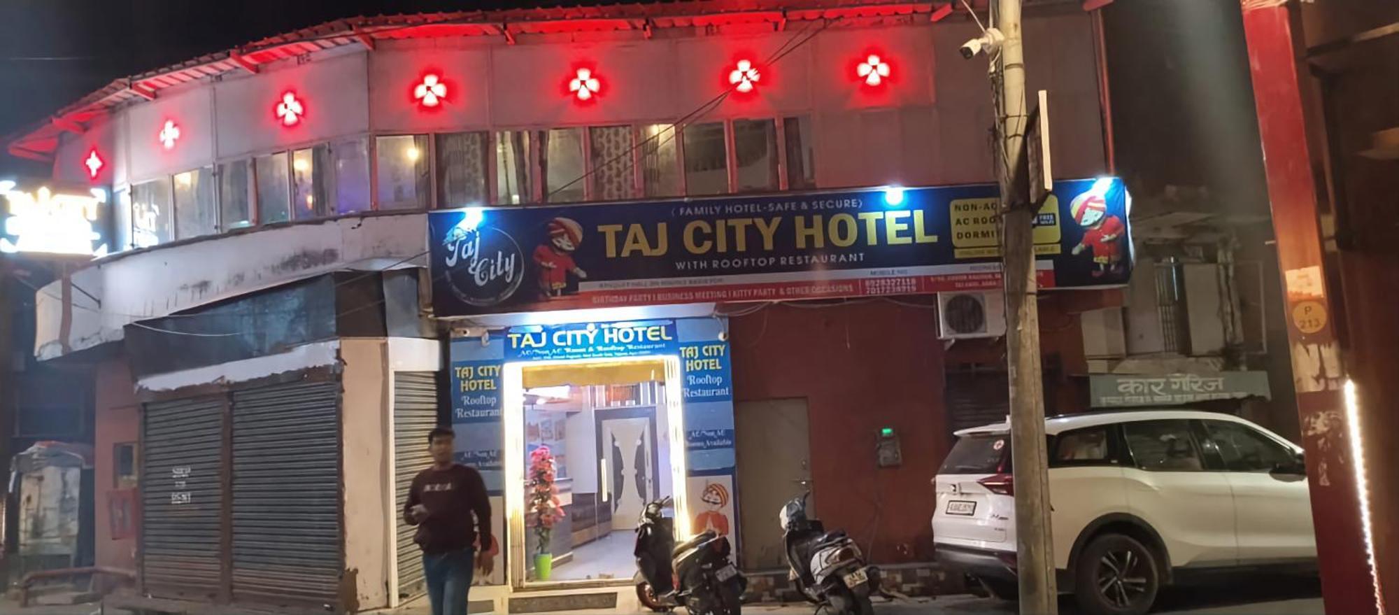 Taj City Hotel Agra  Esterno foto